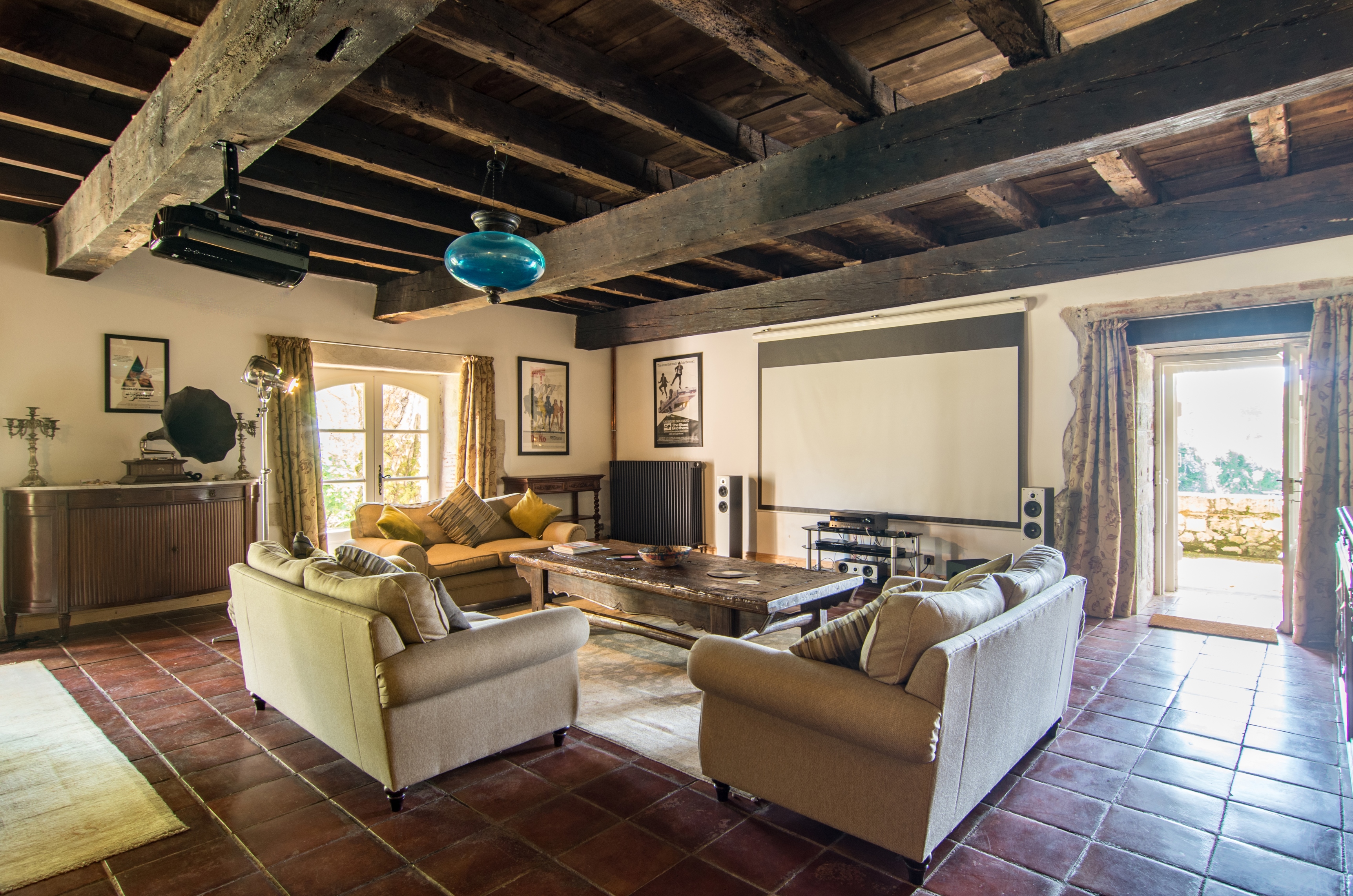 resized cinema wires removed.jpg